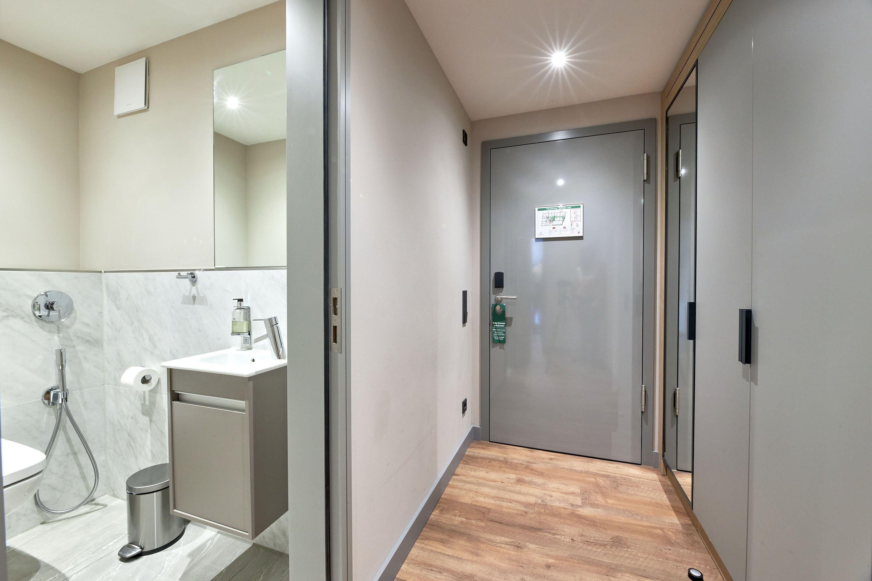 Fourty Three Luxury Serviced Aparthotel 5*