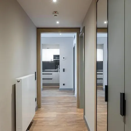 Aparthotel Fourty Three Luxury Serviced