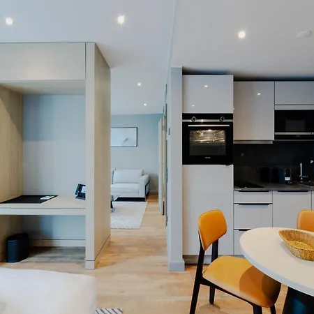 Aparthotel Fourty Three Luxury Serviced 5*