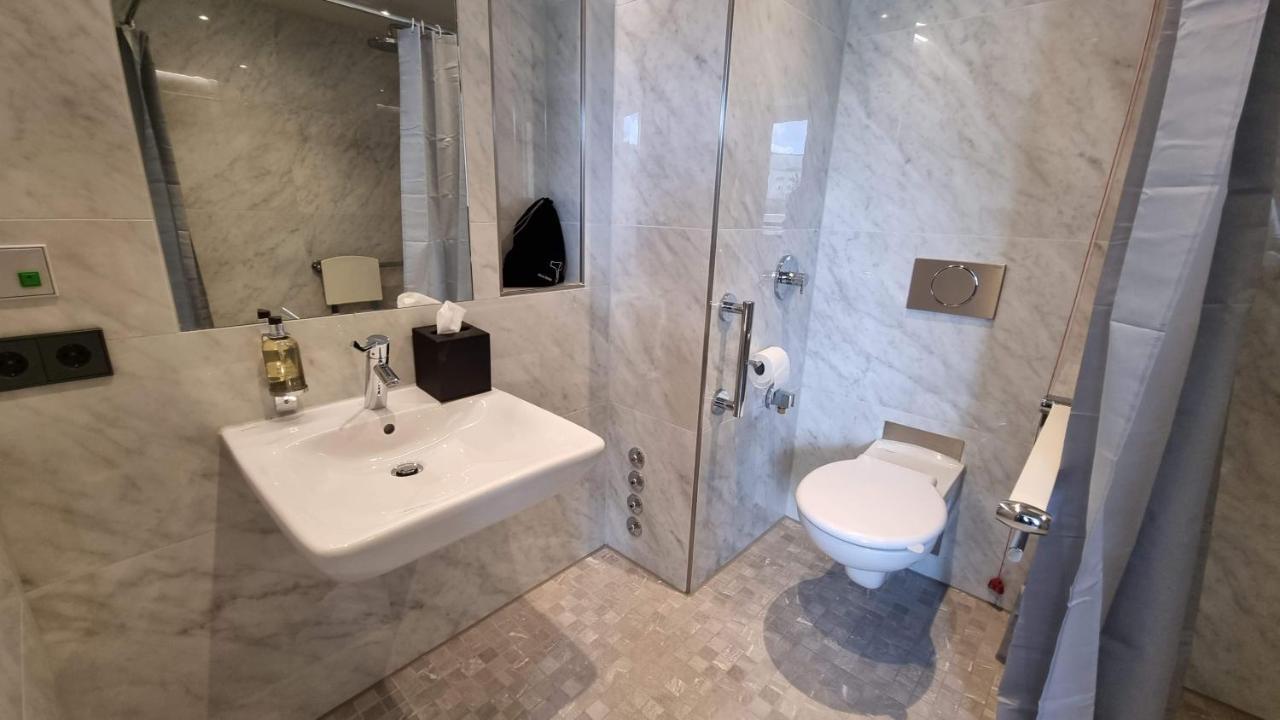 Fourty Three Luxury Serviced