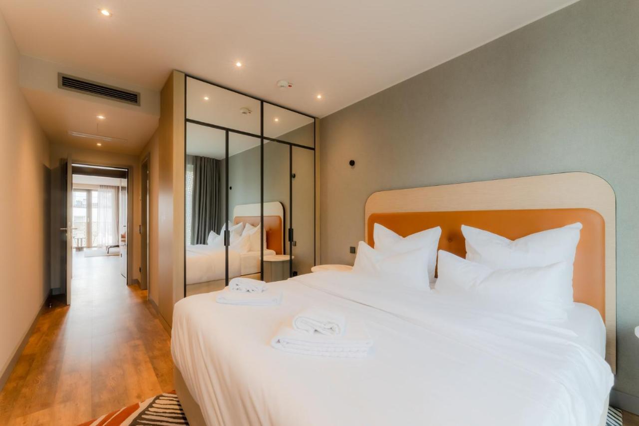 Fourty Three Luxury Serviced Aparthotel 5*